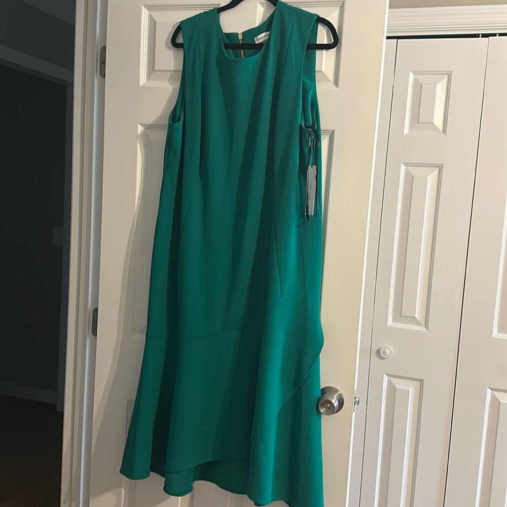 Never worn Calvin Klein sleeveless green dress size 22 wide